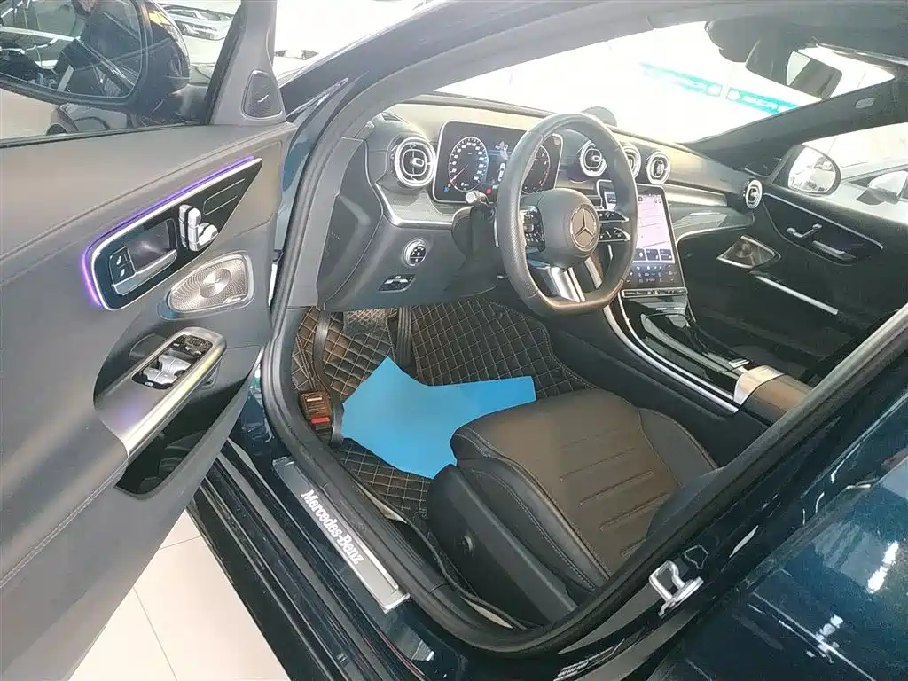 Mercedes-Benz C-Class 2023 Facelift II C 260 L Night Edition фото 12
