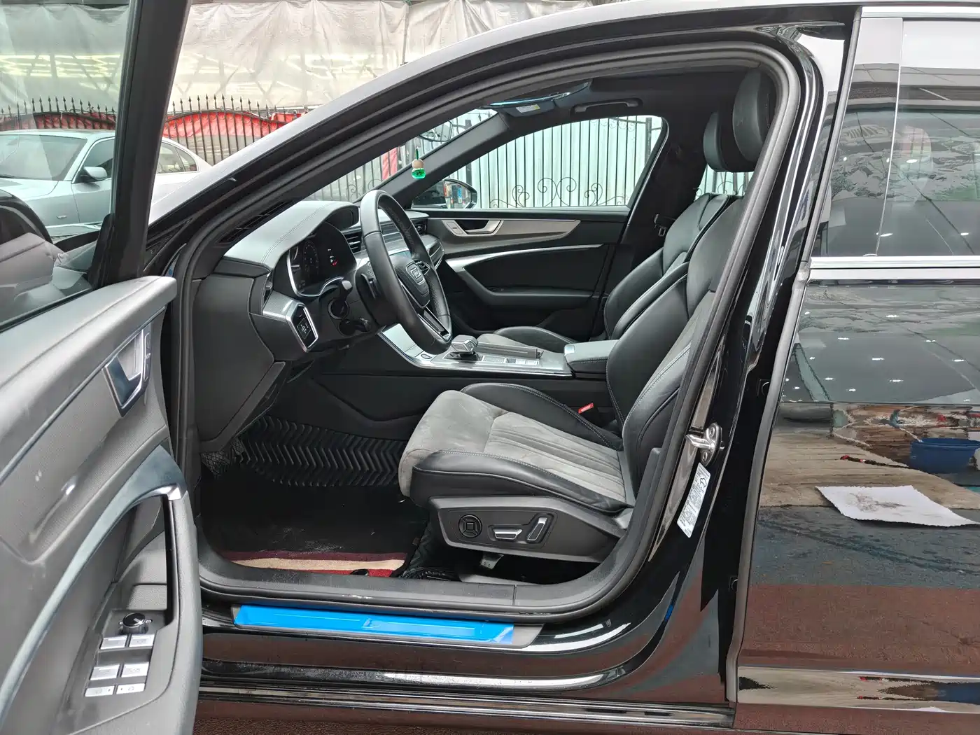 Audi A6L 2024 45 TFSI Premium Dynamic фото 9