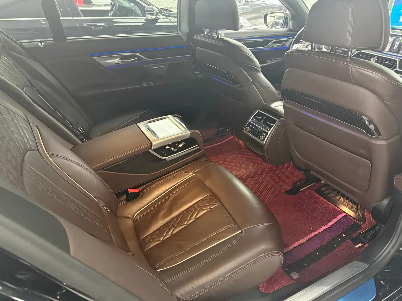 BMW 7 Series 2019 Facelift 730Li M Sport Package фото 14