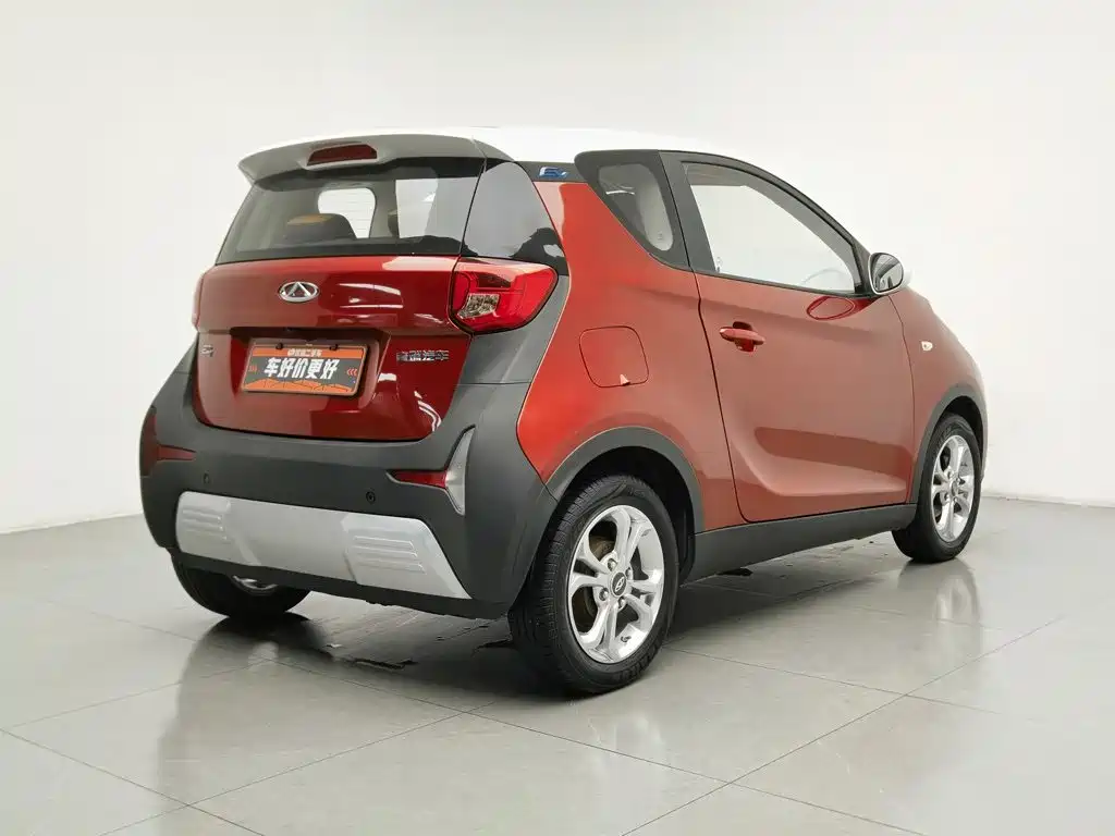 QQ New Energy Little Ant 2019 2018 400 4-Seater Premium Smart Edition