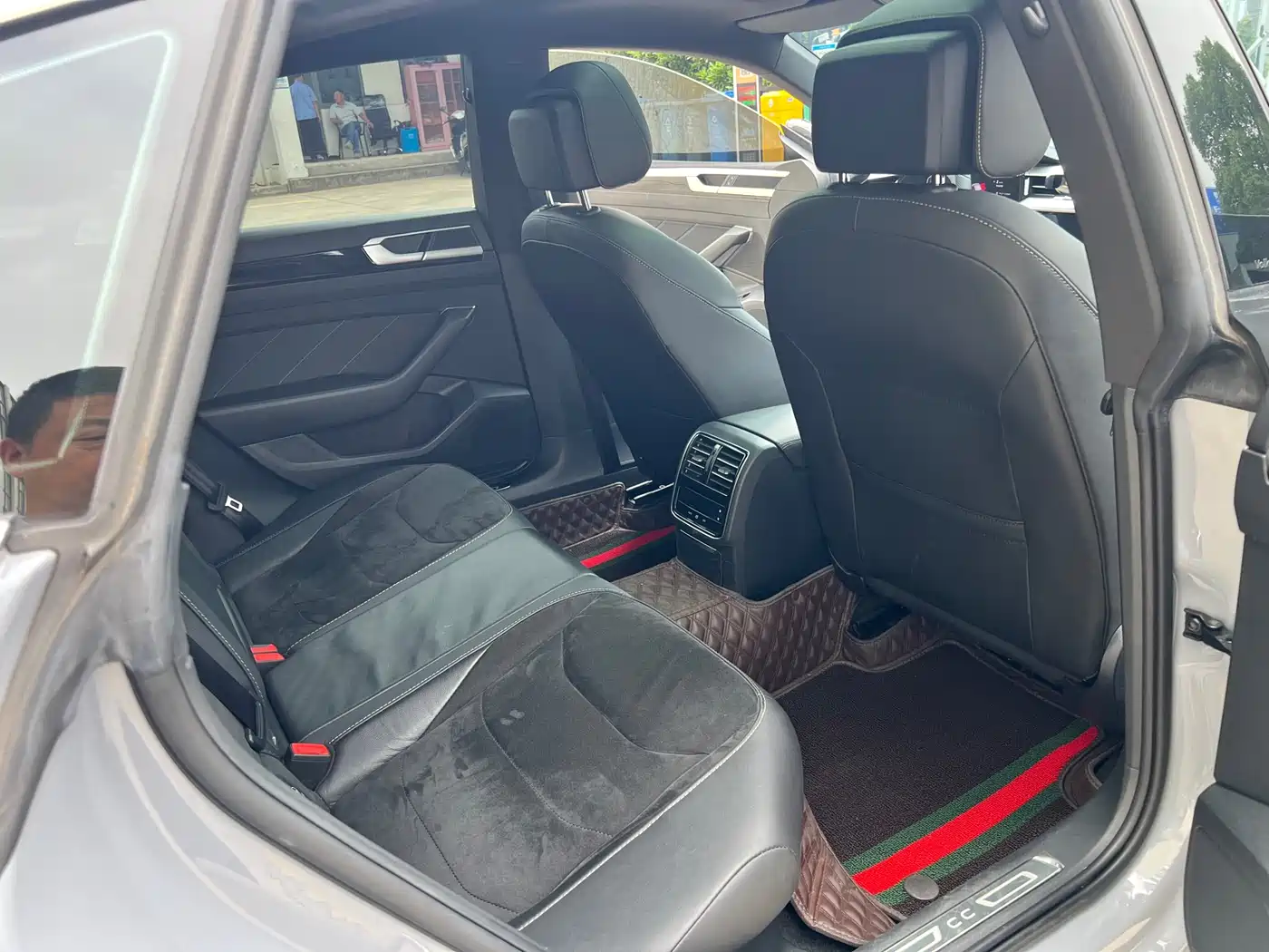 Volkswagen FAW-Volkswagen CC 2021 330TSI Dazzle Edition фото 24