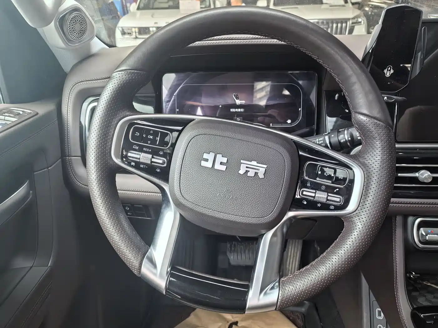 BAIC ORV Beijing Off-Road BJ60 2022 Model 2.0T 11th Edition 5-Seater фото 10