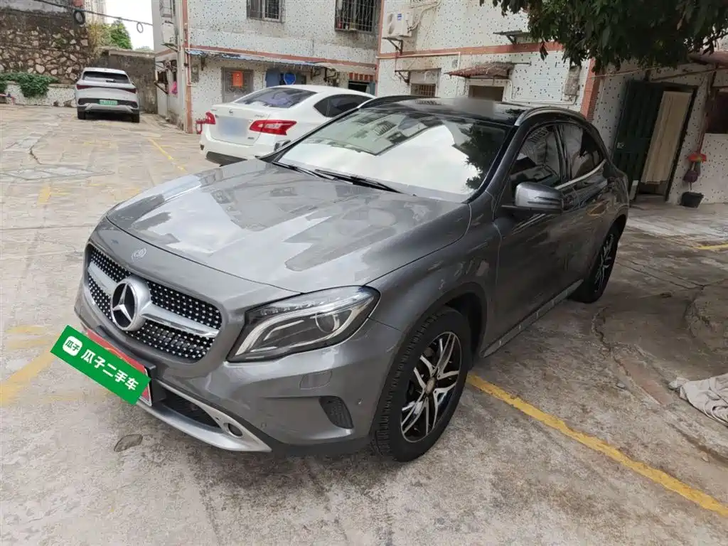 Mercedes-Benz GLA 2016 GLA 220 4MATIC Fashion фото 2