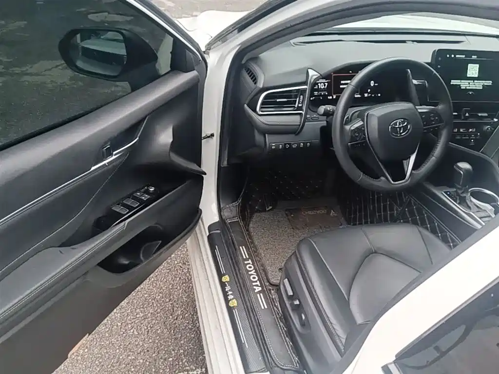 Toyota Camry 2021 2.5S Feng Shang Edition фото 16