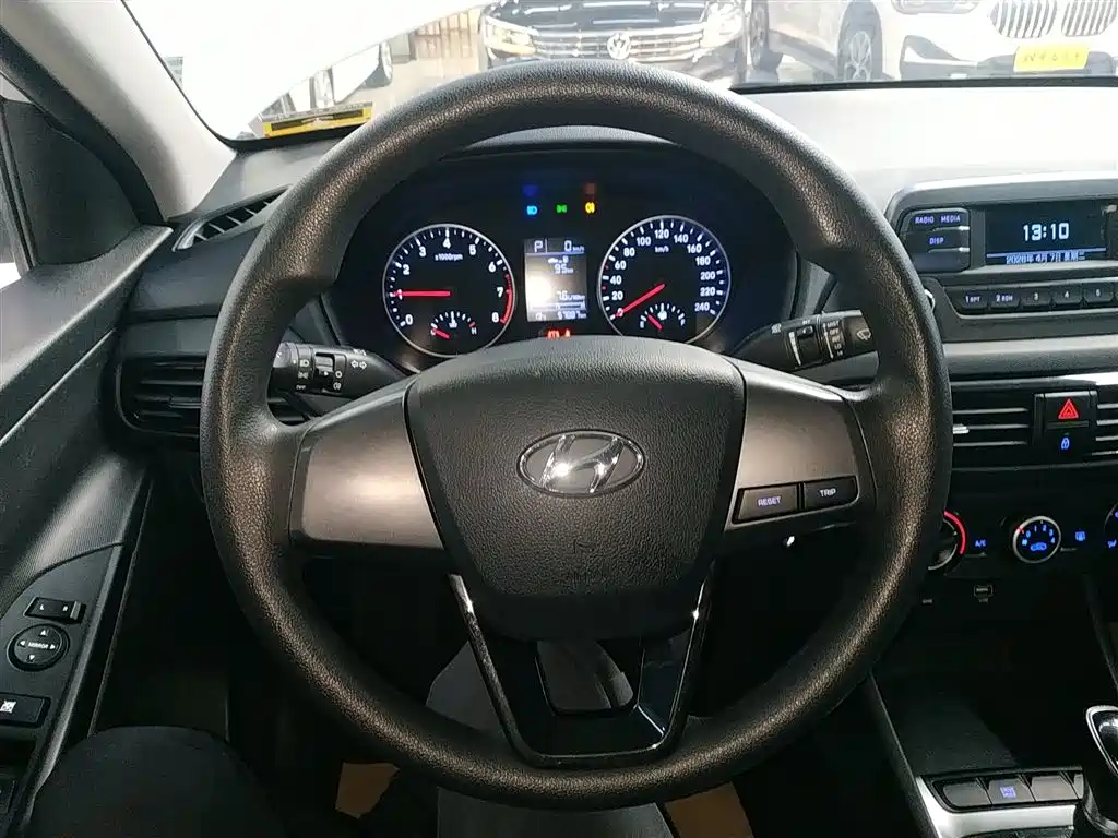 MODERN YUEDONG