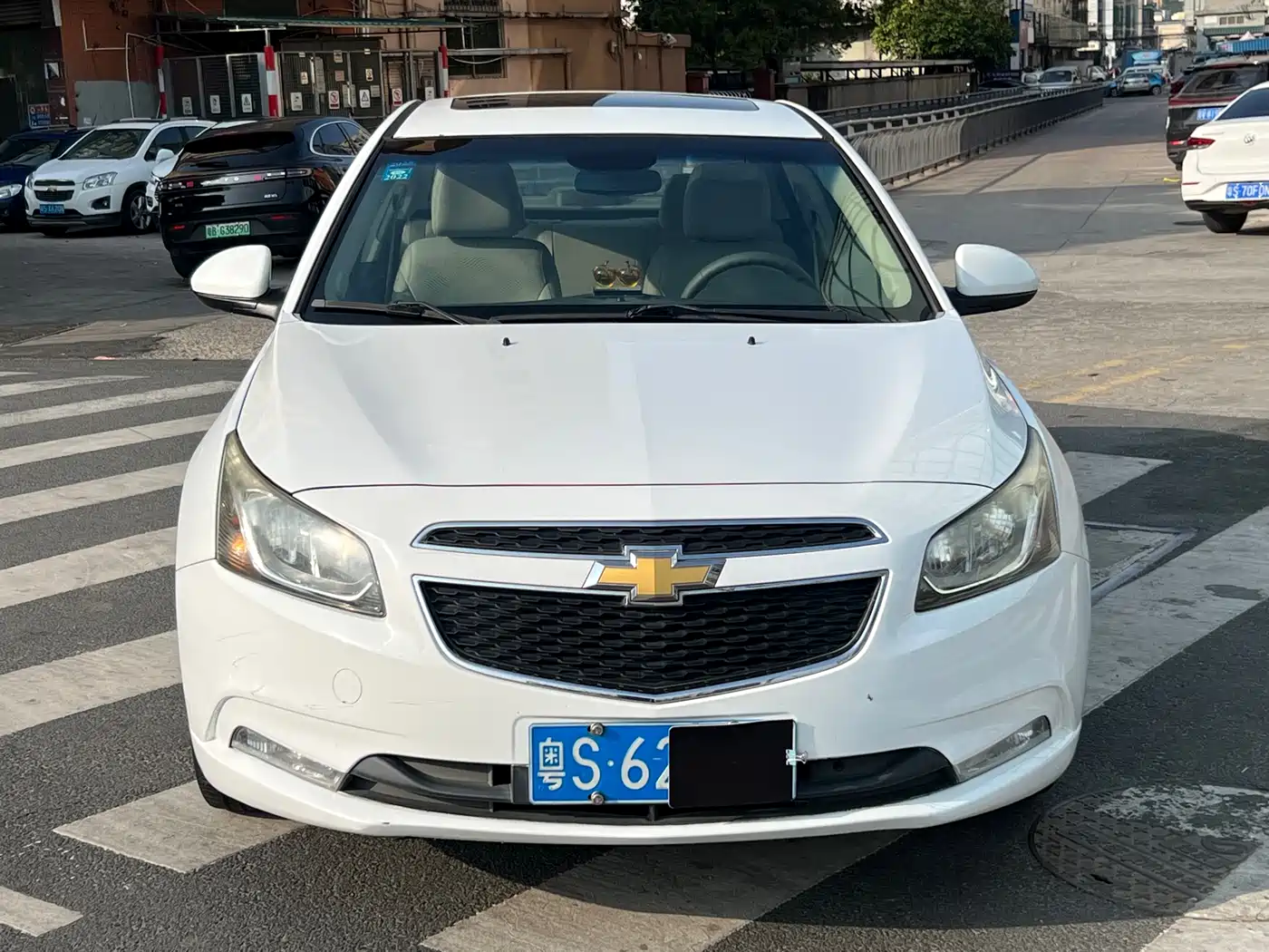 Chevrolet Cruze 2015 1.5L Classic SE AT фото 2