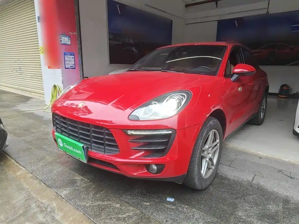 Porsche Macan 2017 Macan 2.0T фото 2