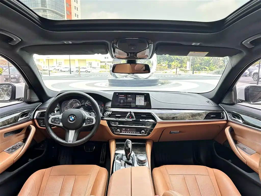 BMW 5 Series 2018 Facelift 530Li Exclusive M Sport Package фото 5