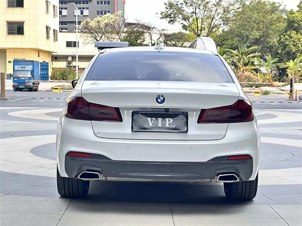 BMW 5 Series 2018 Facelift 530Li Exclusive M Sport Package фото 8