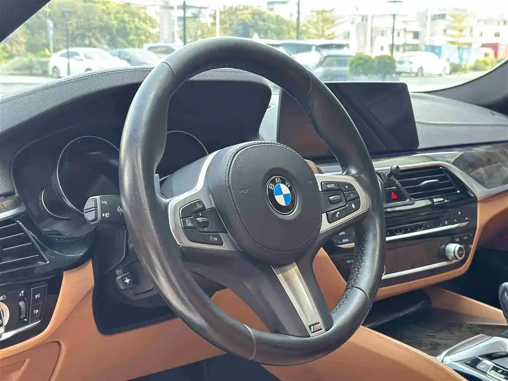 BMW 5 Series 2018 Facelift 530Li Exclusive M Sport Package фото 13