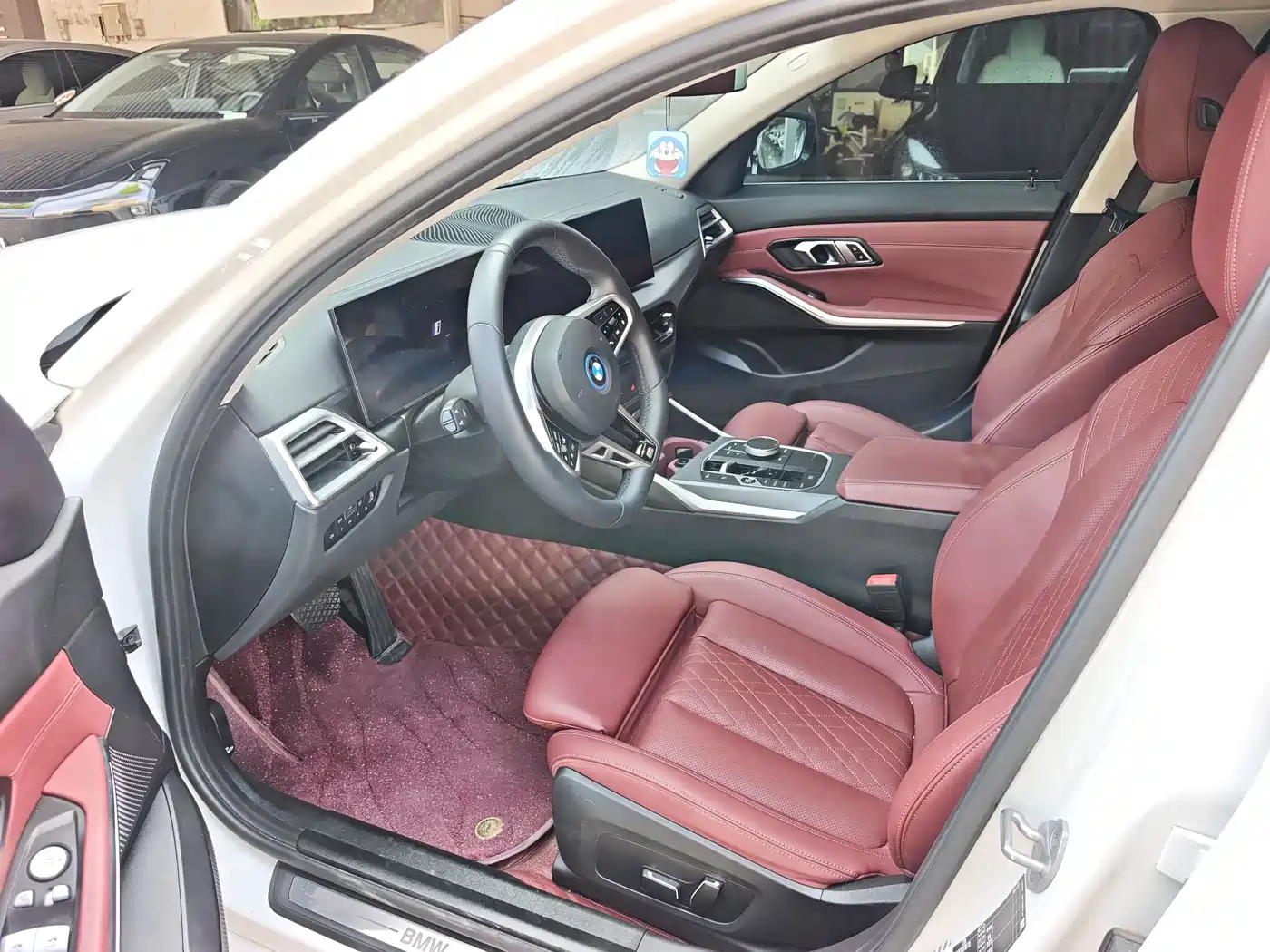 BMW i3 2025 eDrive 35 L фото 5
