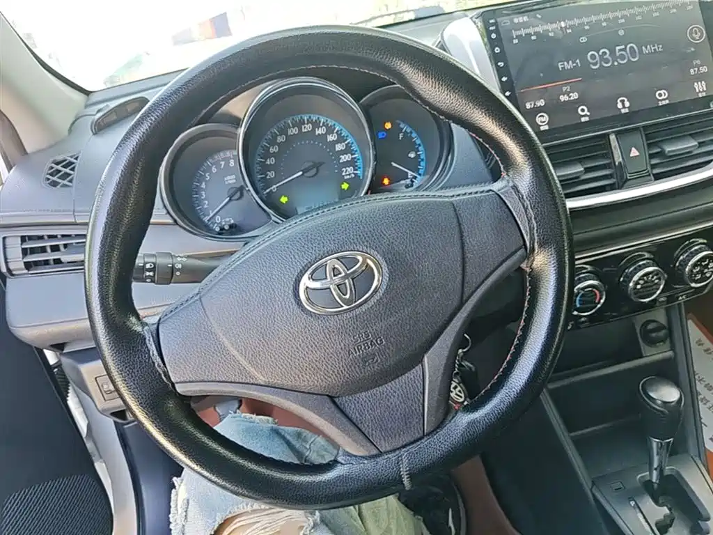 Toyota YARiS L Zhi Xiang 2017 1.5E CVT Charming Edition фото 11