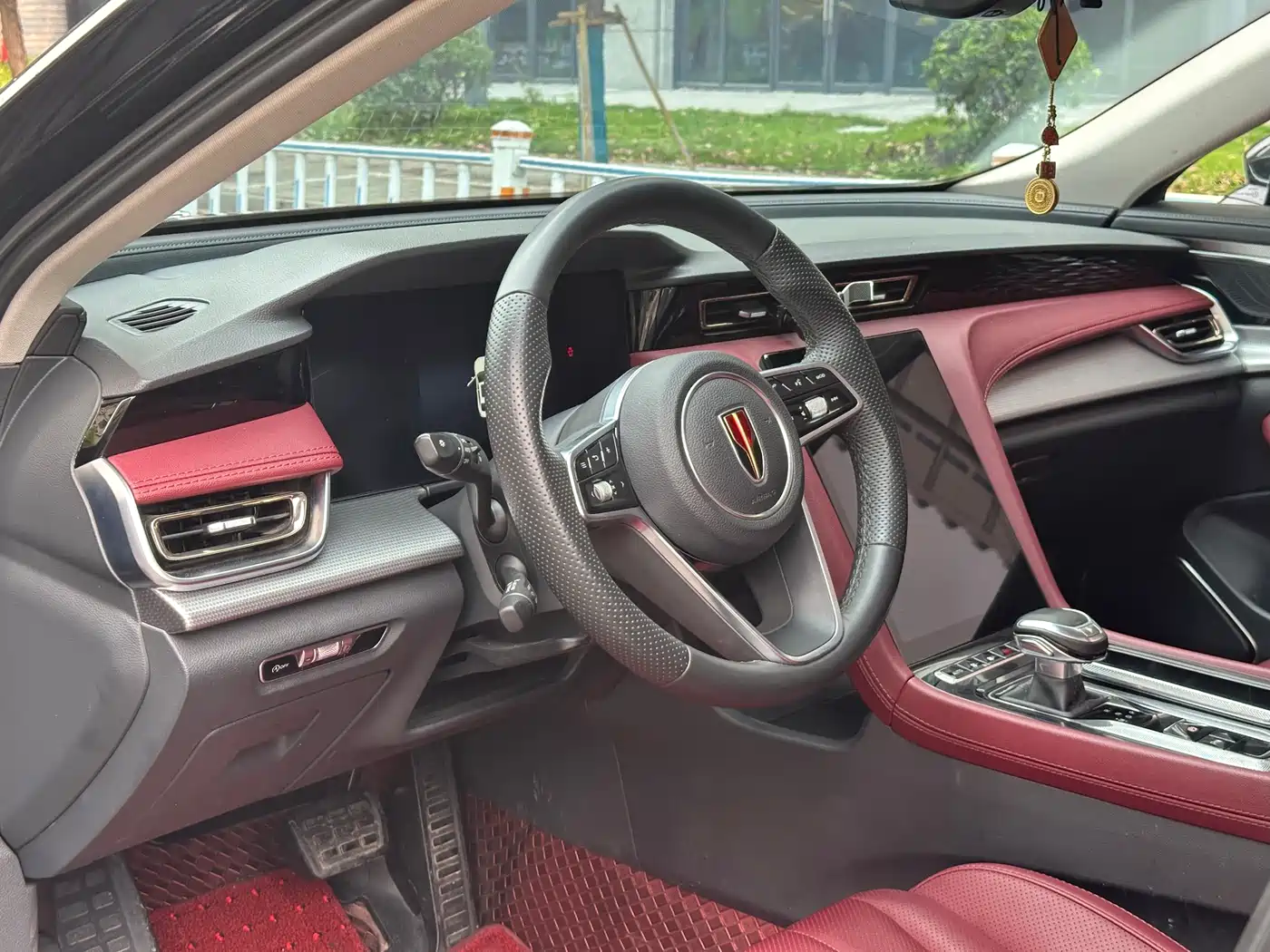 Hongqi H5 2024 1.5T DCT Smart Connect Flag Rhythm Edition фото 6