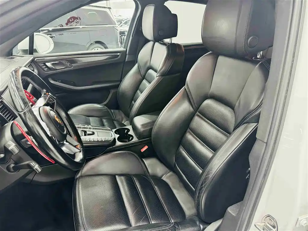 Porsche Macan 2014 Macan S 3.0T фото 16
