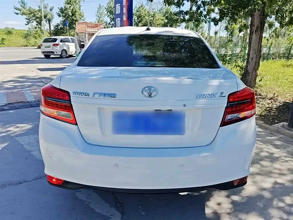 Toyota YARiS L Zhi Xiang 2017 1.5E CVT Charming Edition фото 6