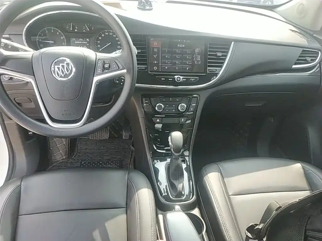 Buick Encore 2017 18T Automatic 2WD Urban Leading фото 10