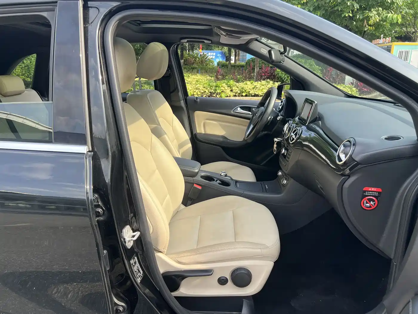 Mercedes-Benz B-Class 2012 B 180 фото 11