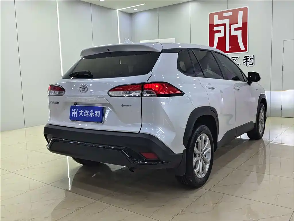 Toyota Frontlander 2024 2.0L Smart Hybrid Dual Engine Leading Edition фото 6