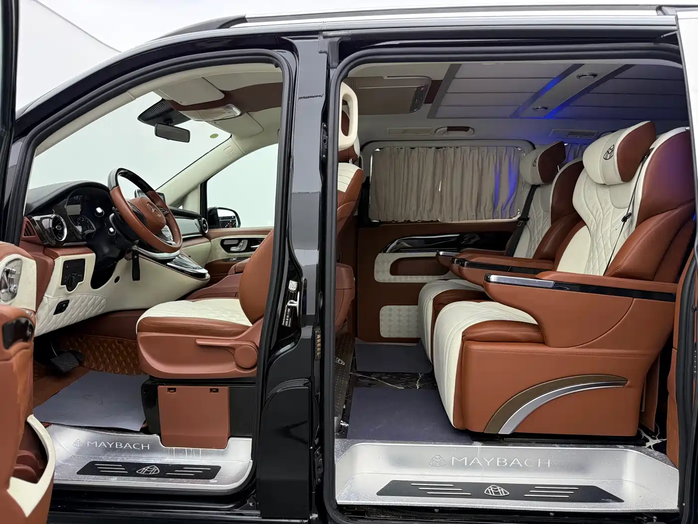 Mercedes-Benz Vito 2021 2.0T Business Edition 7-seater фото 7
