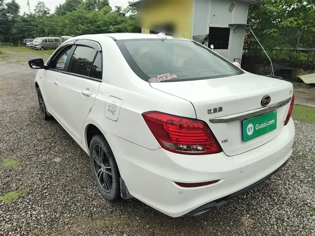 BYD Surui 2015 Facelift 1.5L Manual Luxury фото 5