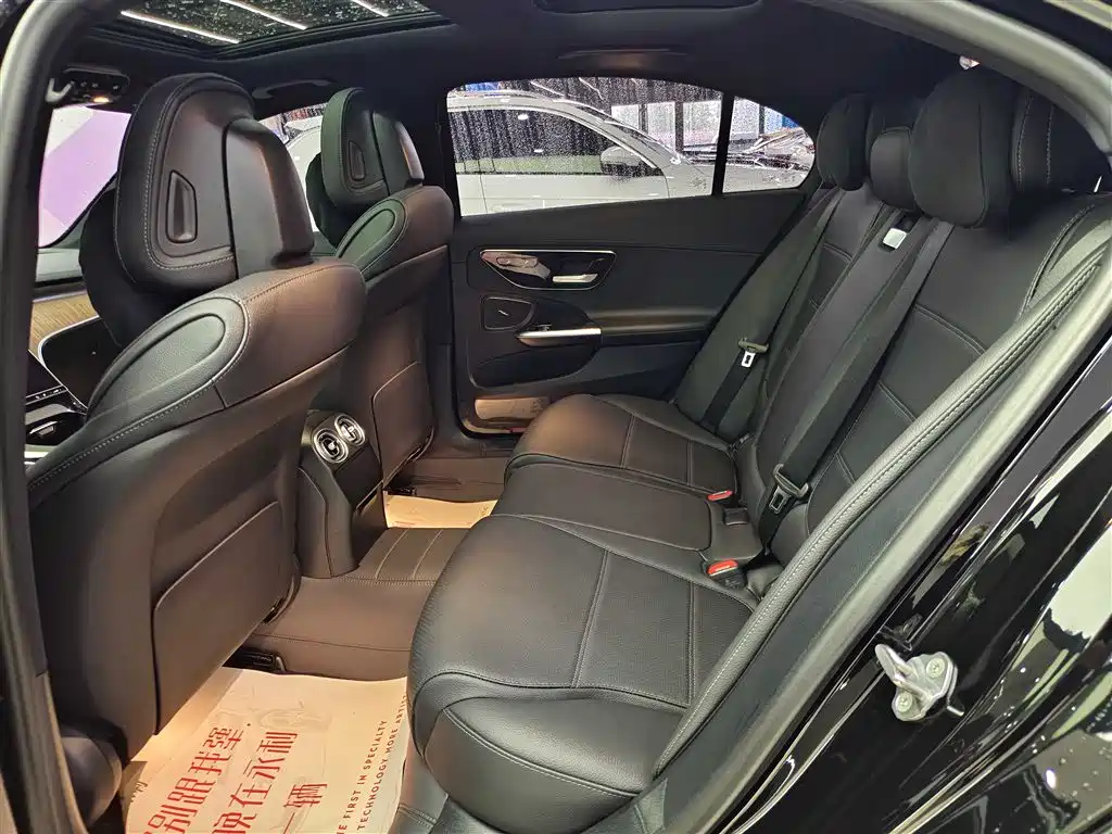 Mercedes-Benz C-Class 2023 Facelift C 260 L фото 11