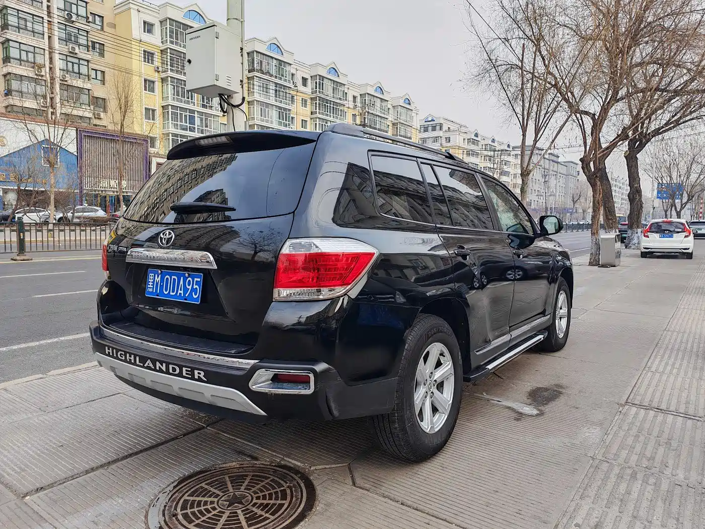 Toyota Highlander 2012 2.7L 2WD 5-seater Elite Edition фото 6