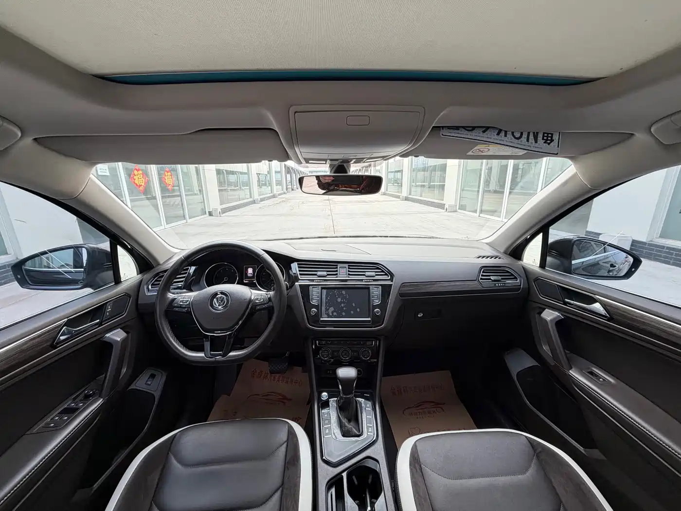 Volkswagen Tiguan L 2017 380TSI Automatic 4WD Luxury Edition фото 9