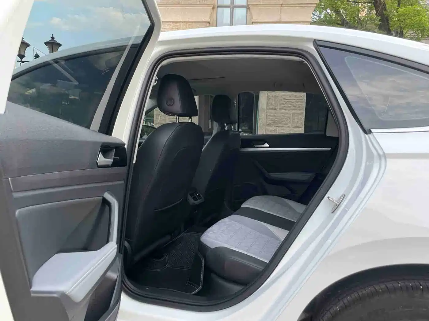 Volkswagen Lavida 2023 280TSI DSG Starlight Comfort Edition фото 5