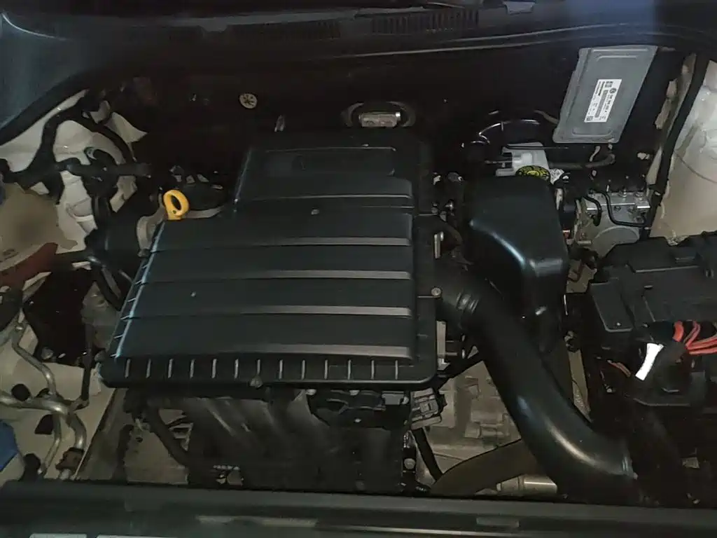 Volkswagen Santana 2016 1.6L Manual Trend Edition фото 20