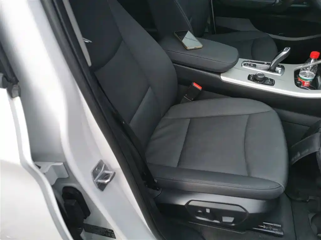 BMW X3 (Import) 2016 sDrive20i фото 24