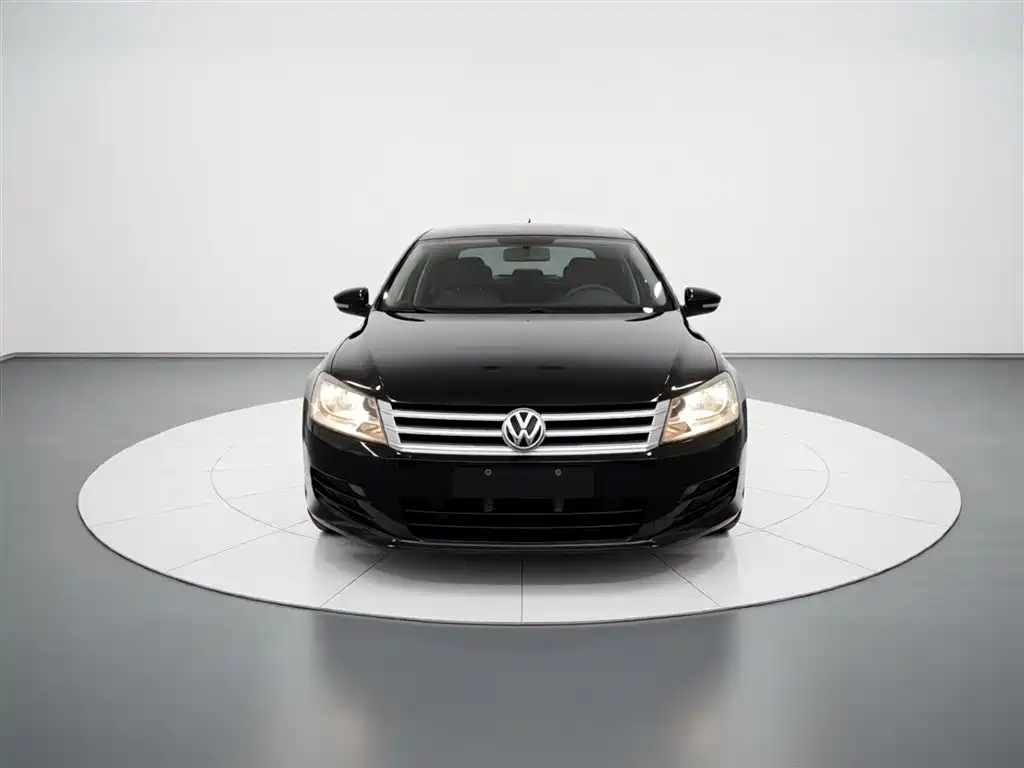 Volkswagen Santana 2015 1.4L Manual Trend Edition фото 3