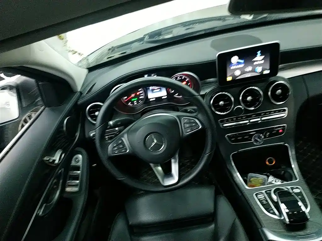 Mercedes-Benz C-Class 2017 C 180 L Sport фото 11