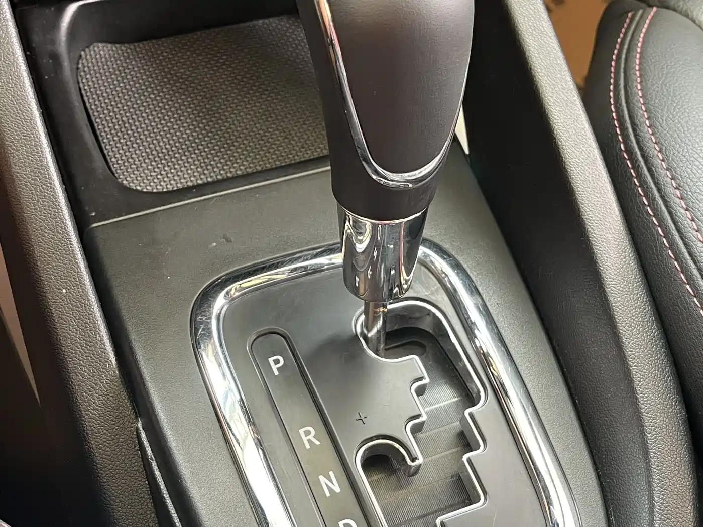 Changan CS35 2017 2016 1.6L Automatic Luxury Model China V