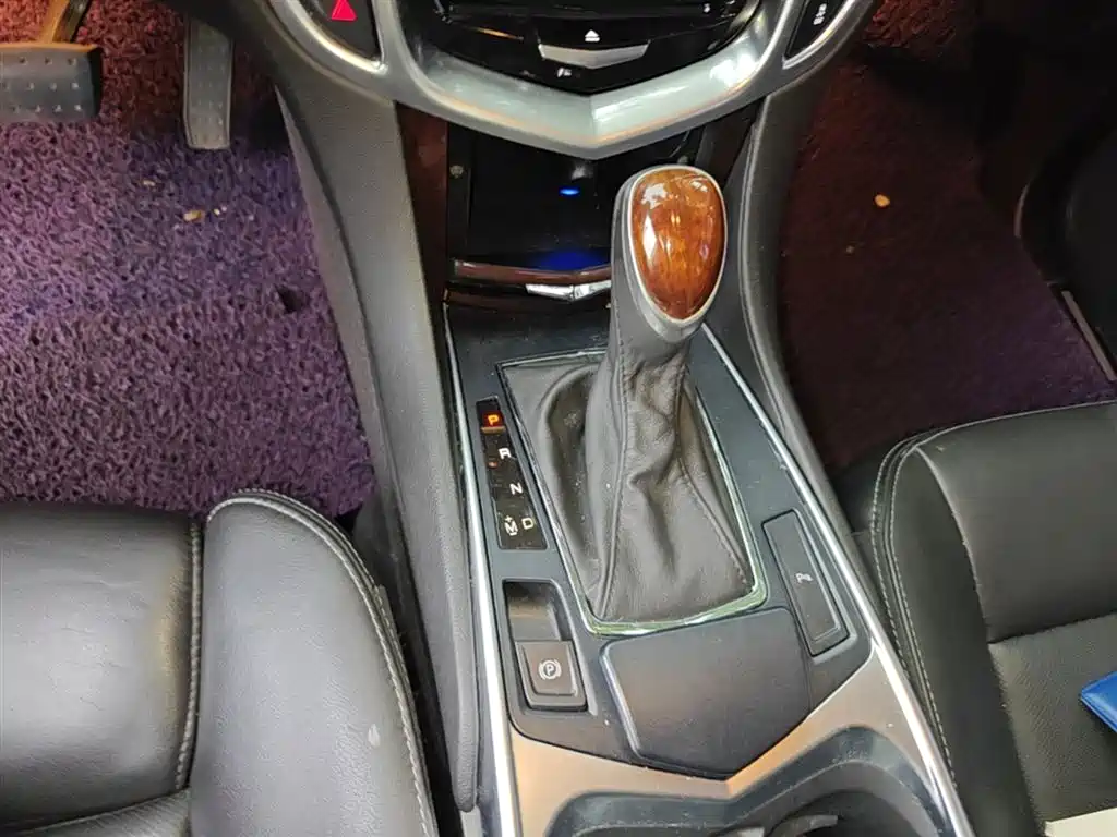Cadillac SRX 2014 3.0L Elite Model фото 7