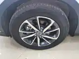 Фото 23 - Geely Coolray