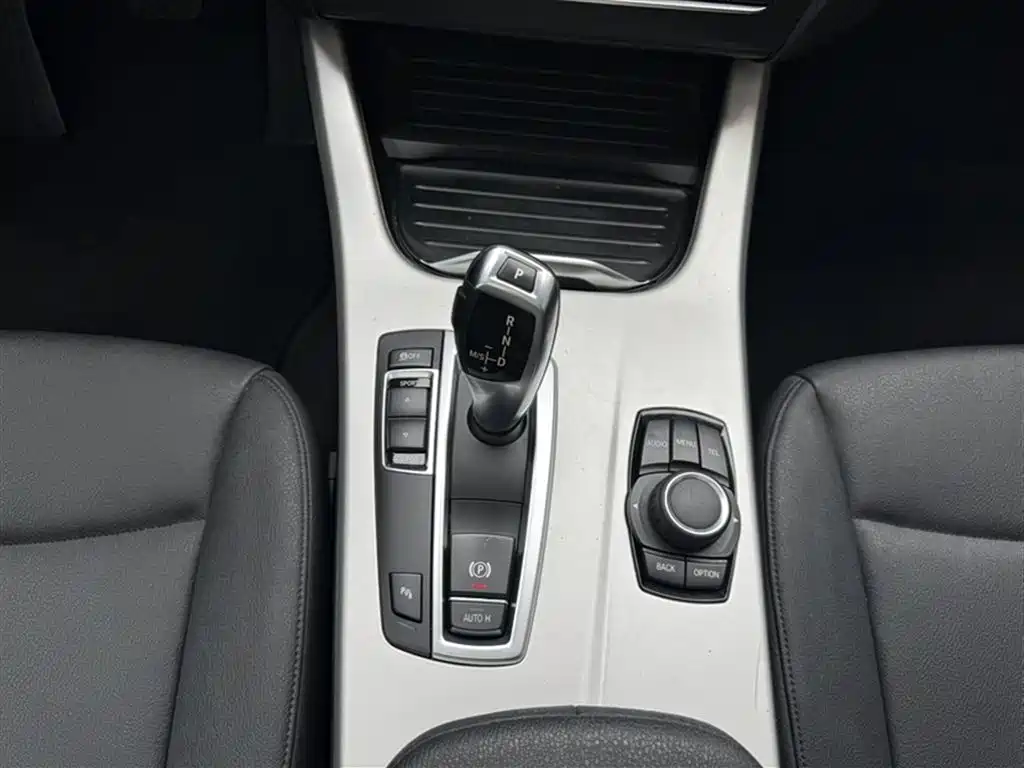 BMW X3 (Import) 2016 sDrive20i фото 20