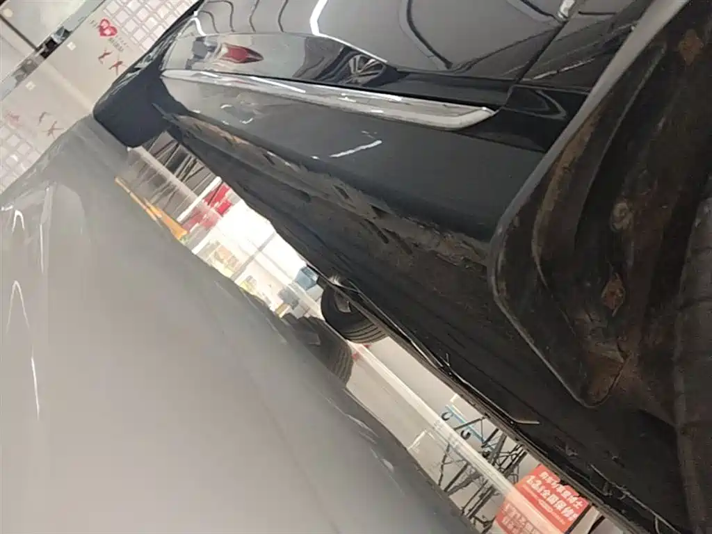 Hongqi H5 2024 2.0T Automatic Smart Connect Flag Smooth Edition фото 21