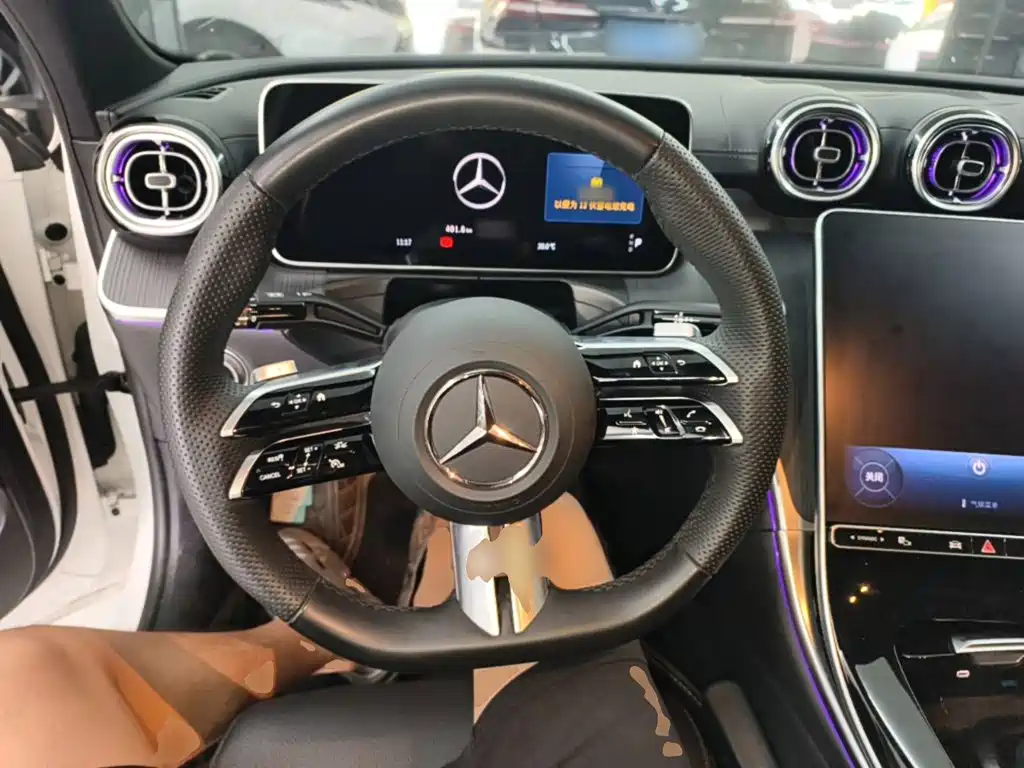 Фото 11 - Mercedes-Benz C-Class