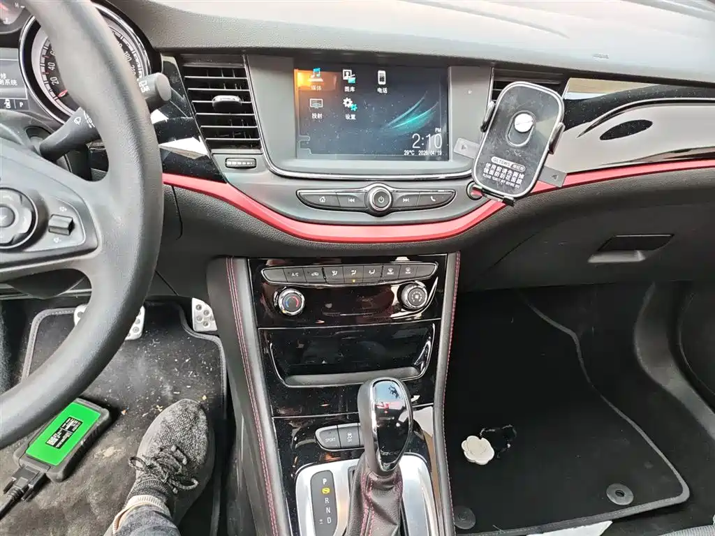 Buick Verano 2016 Hatchback GS 20T DCT Luxury Sport фото 13
