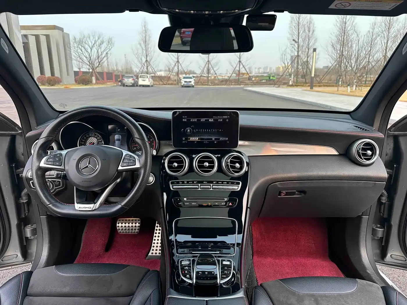Mercedes-Benz GLC AMG 2017 AMG GLC 43 4MATIC фото 18