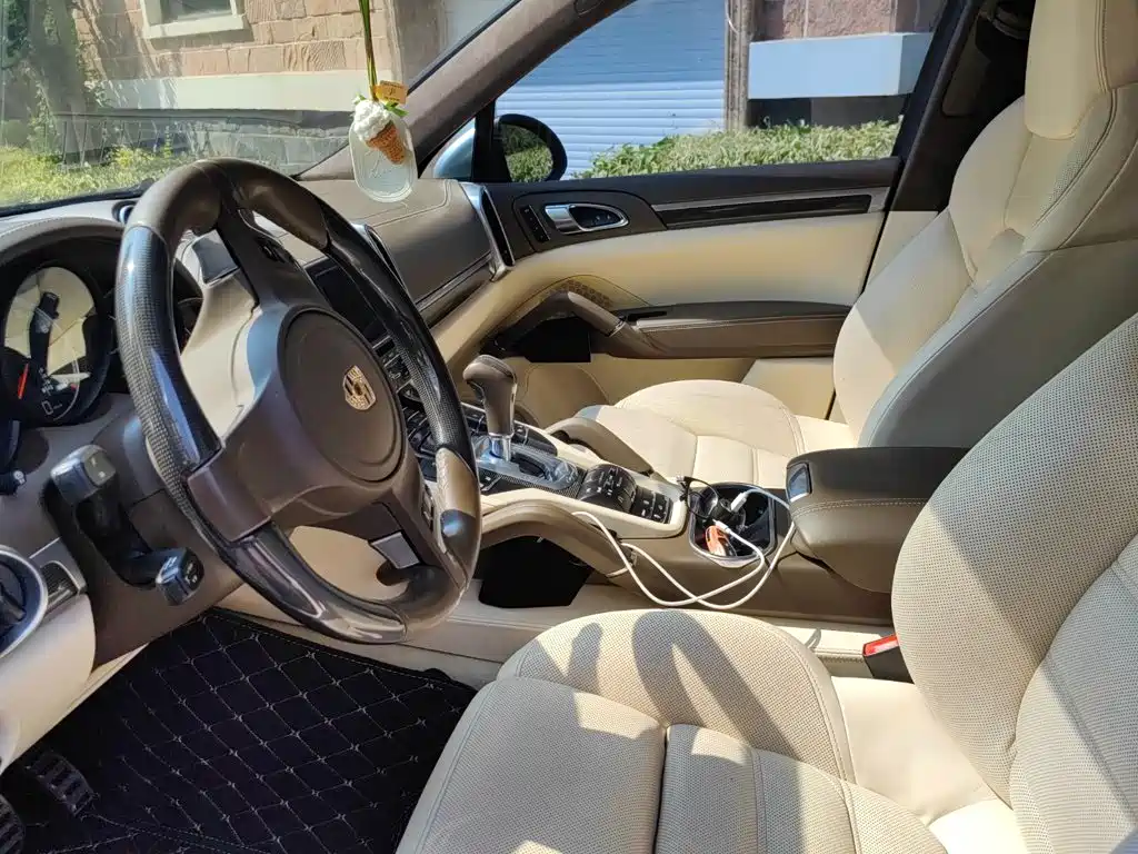 Фото 4 - Porsche Cayenne