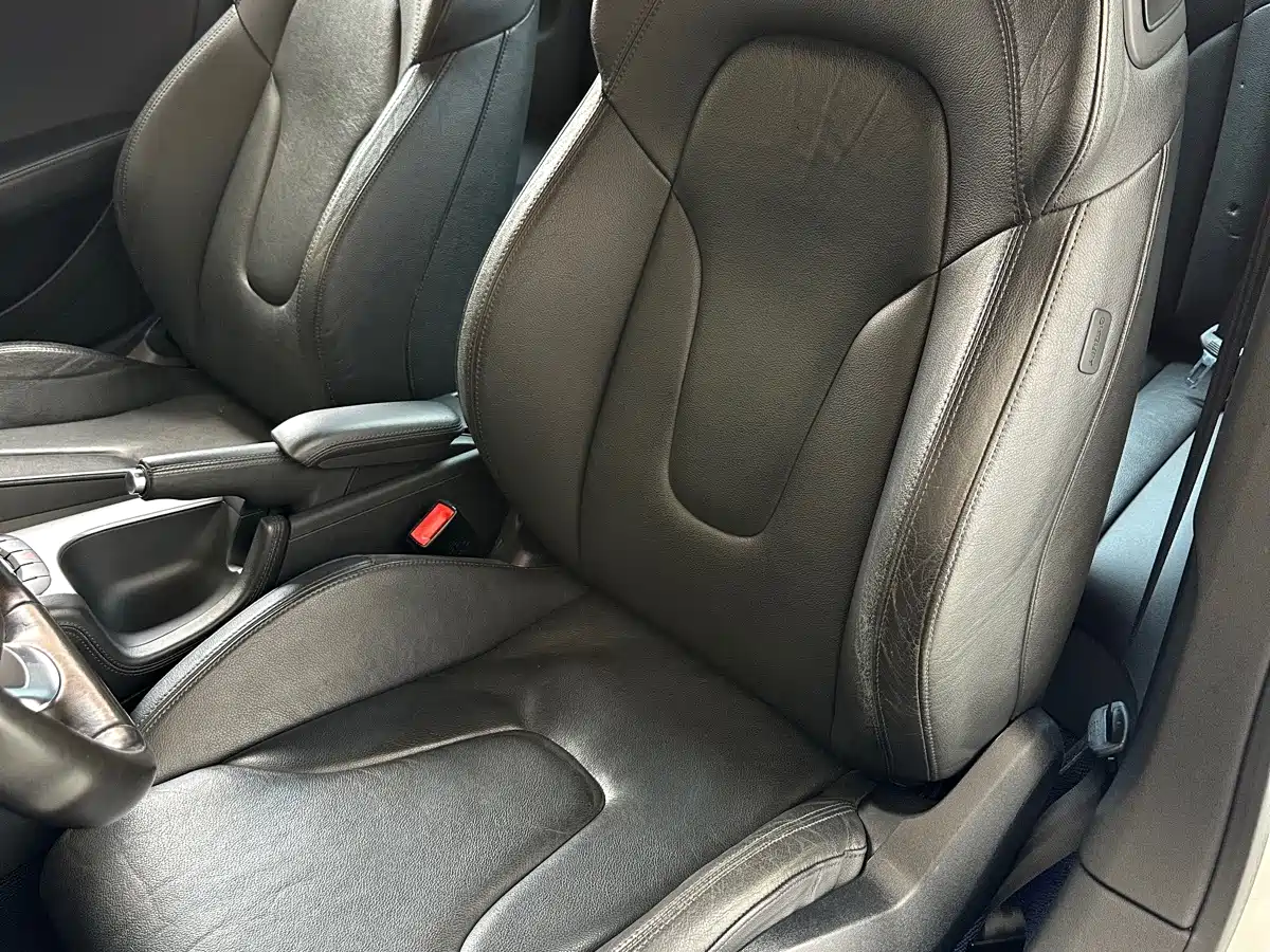 Audi TT 2012 2011 TT Coupe 2.0TFSI