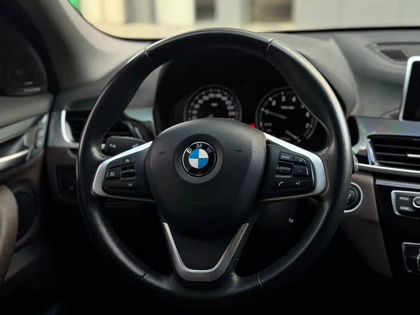 BMW X1 2020 sDrive20Li Fashion Model фото 16