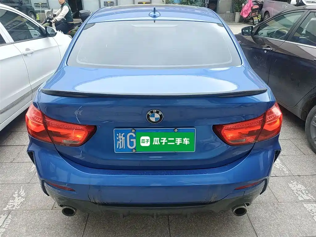 BMW 1 Series 2019 120i Leading M Sport Package фото 4