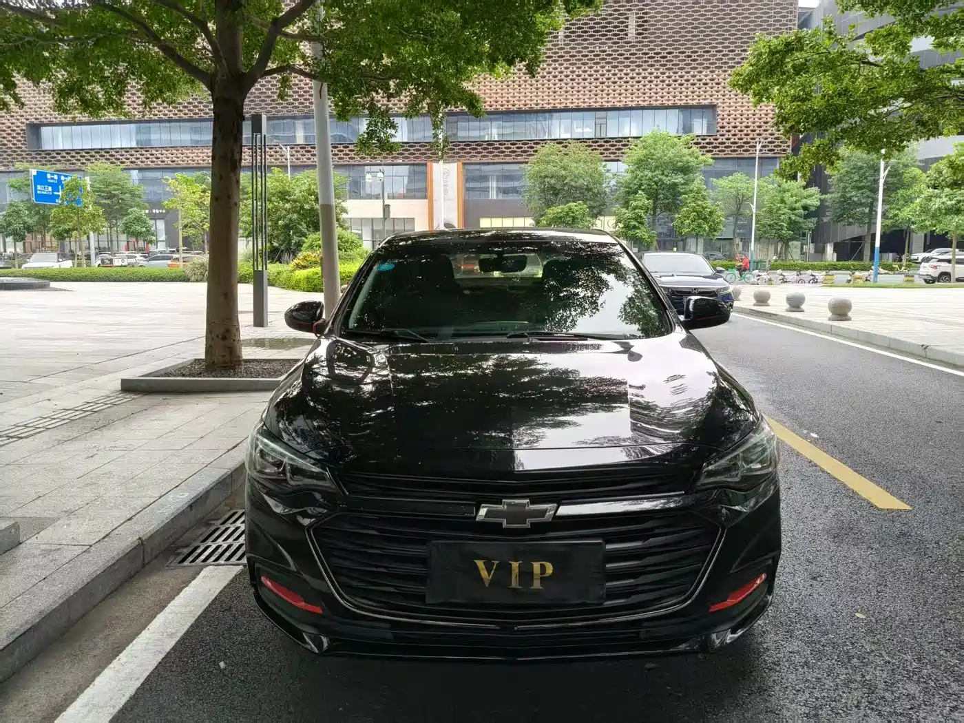 Chevrolet Monza 2019 Redline 320T DCT Joy Edition China VI фото 2