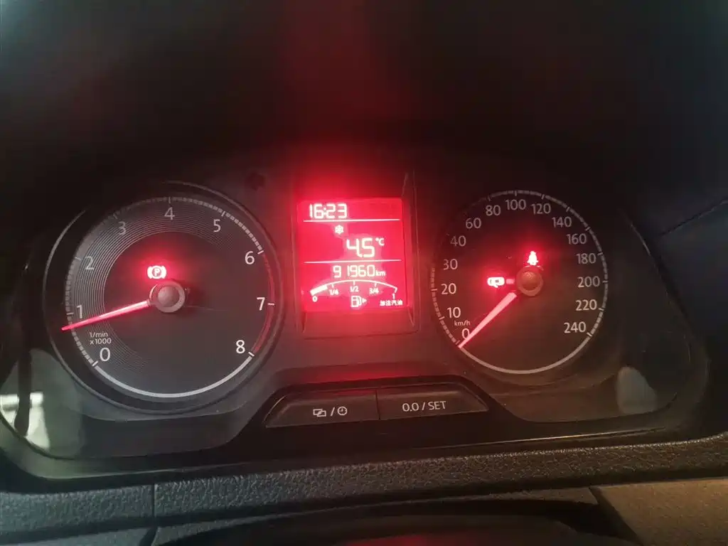 Volkswagen Jetta 2017 1.5L Manual Fashion фото 12