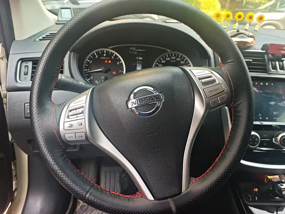 Nissan Tiida 2023 2021 1.6L CVT Smart Drive Edition