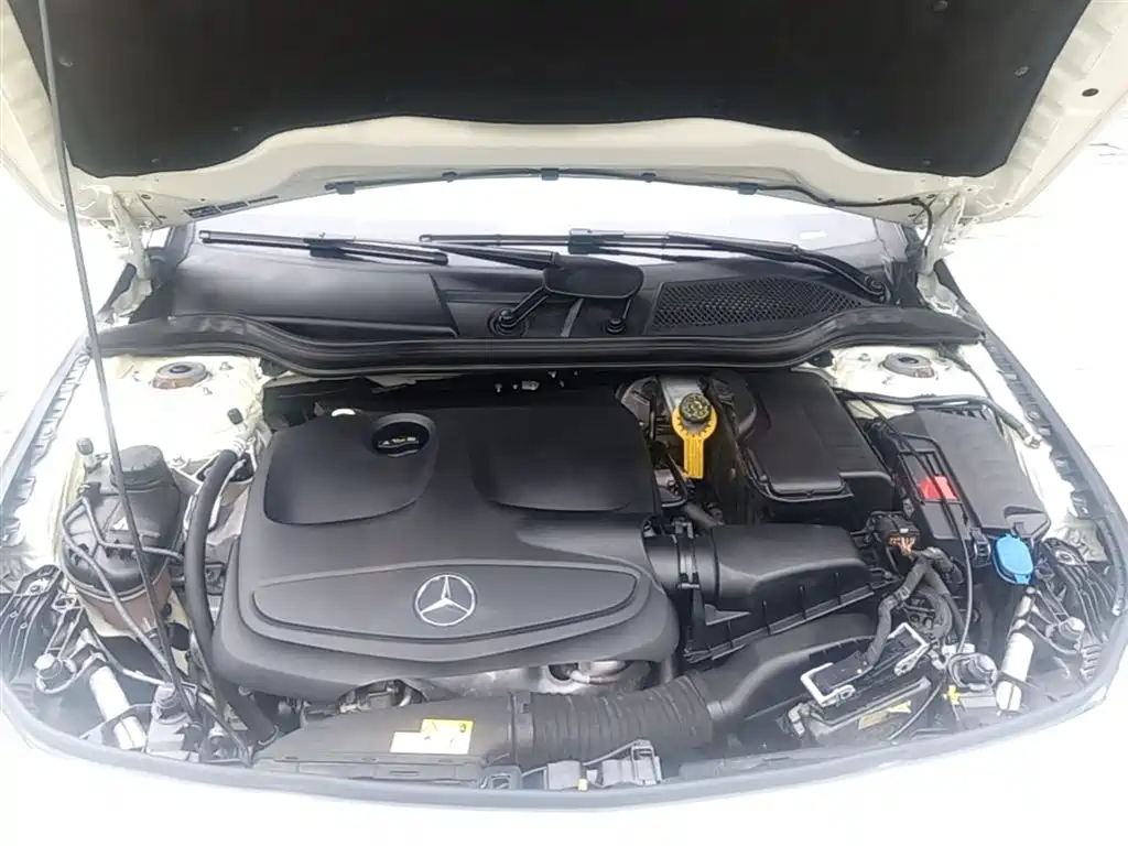 Mercedes-Benz CLA (Import) 2017 Facelift CLA 200 Style фото 20