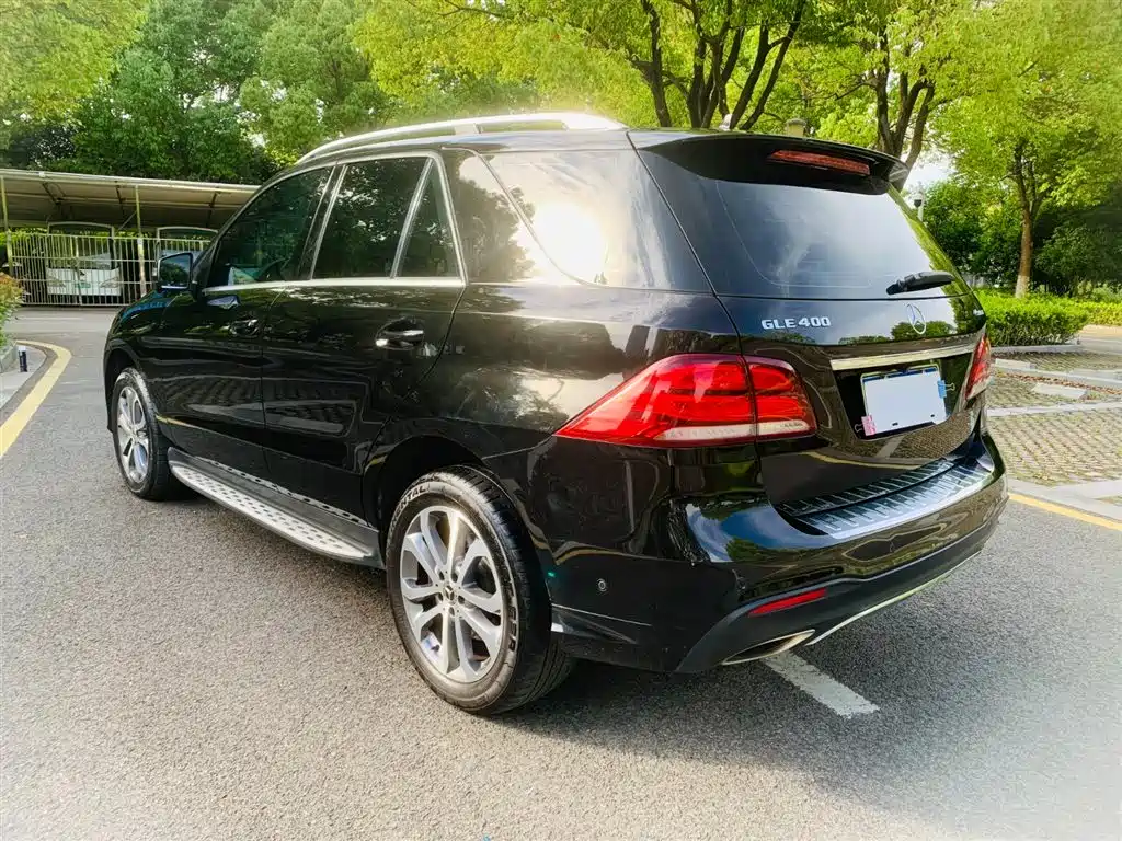 Mercedes-Benz GLE 2018 GLE 320 4MATIC Dynamic Ultimate Edition фото 9