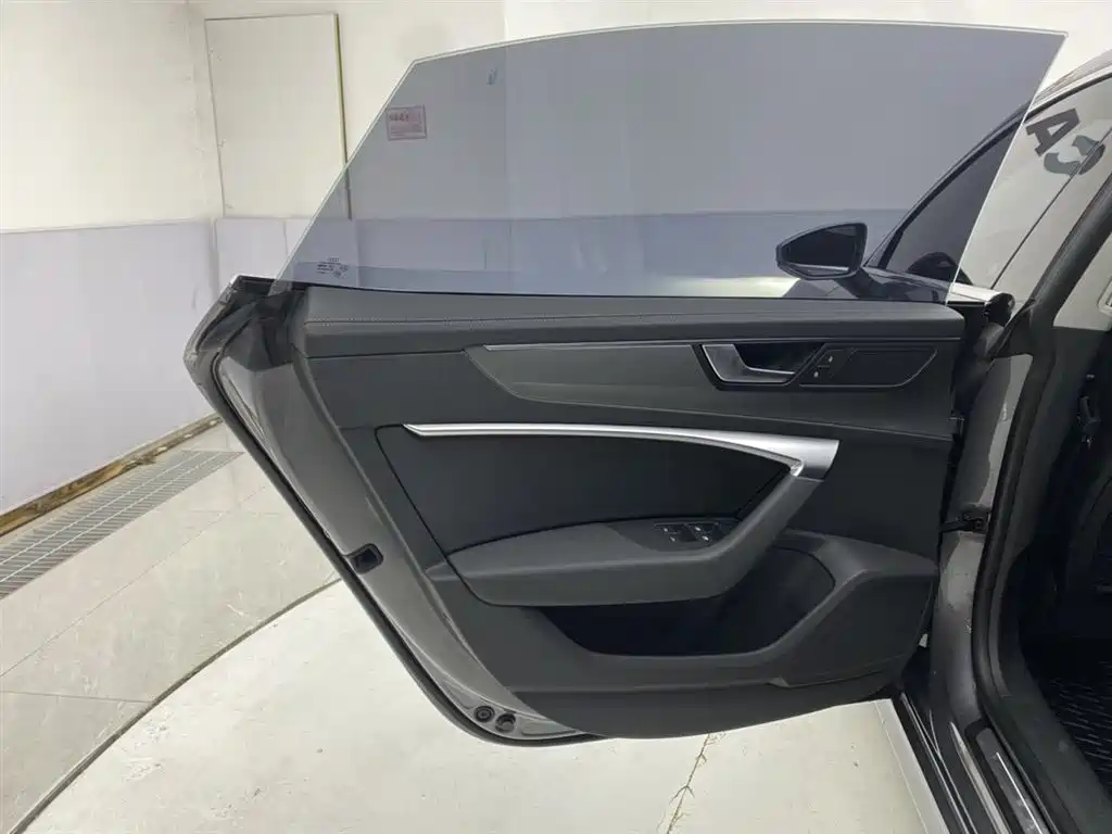 Audi A7L 2022 45 TFSI S-line Future Dream Edition фото 30